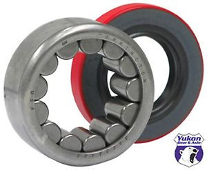 Yukon Gear & Axle AK 1561FD Axle Bearing/Seal Kit